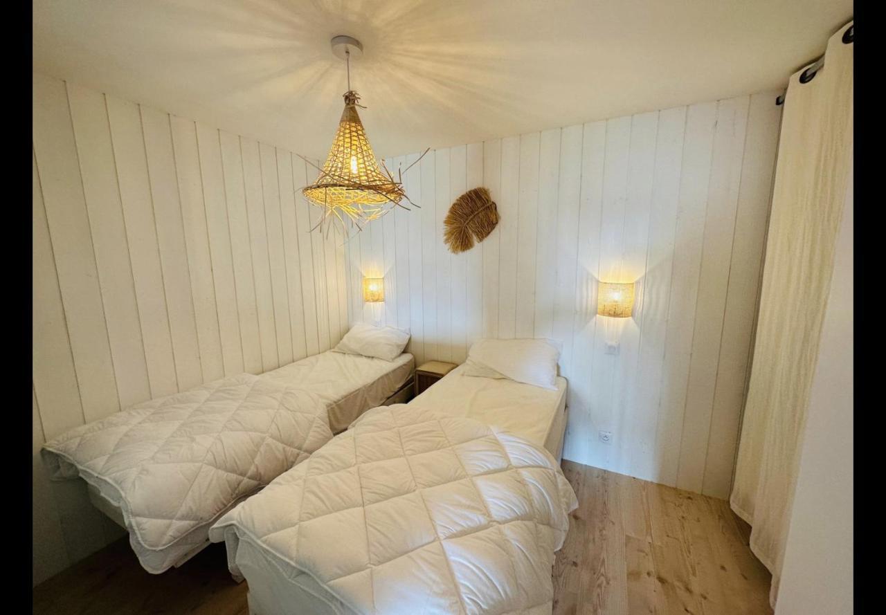 Apartment & 